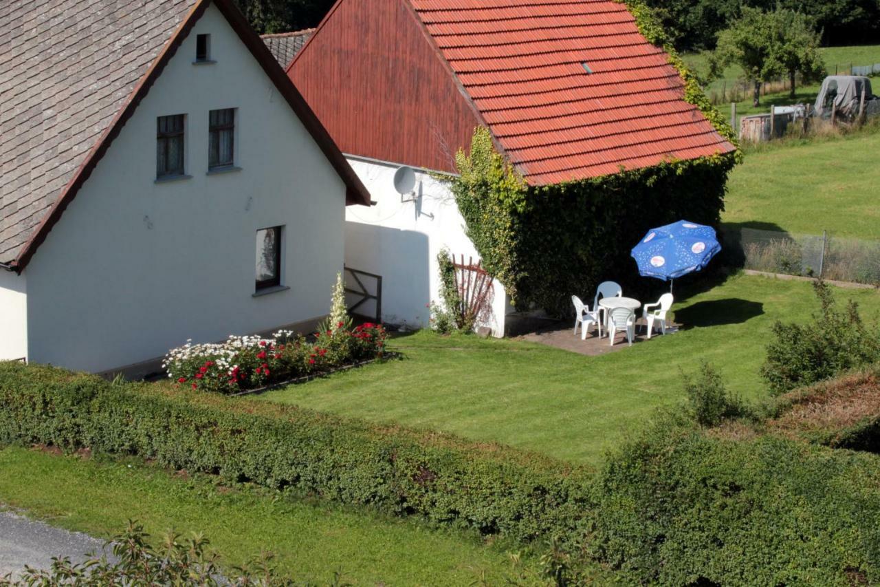 Ferienhaus Fam. Gottbehuet Oberweid エクステリア 写真